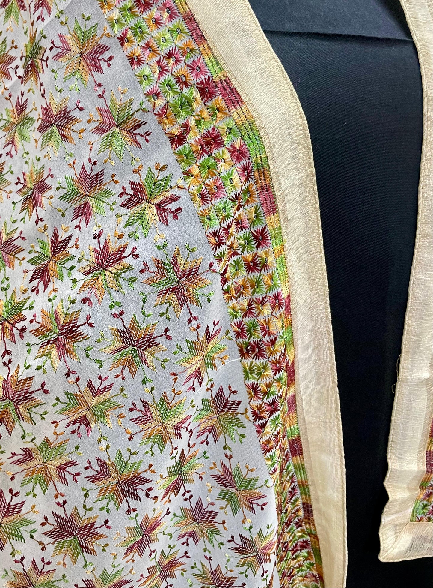 Phulkari dupatta