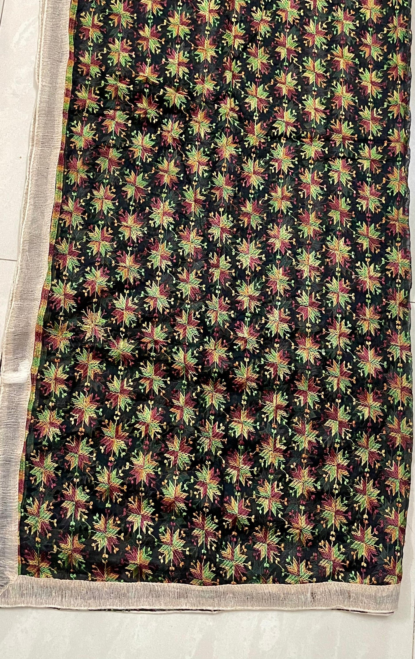 Phulkari jaal dupatta