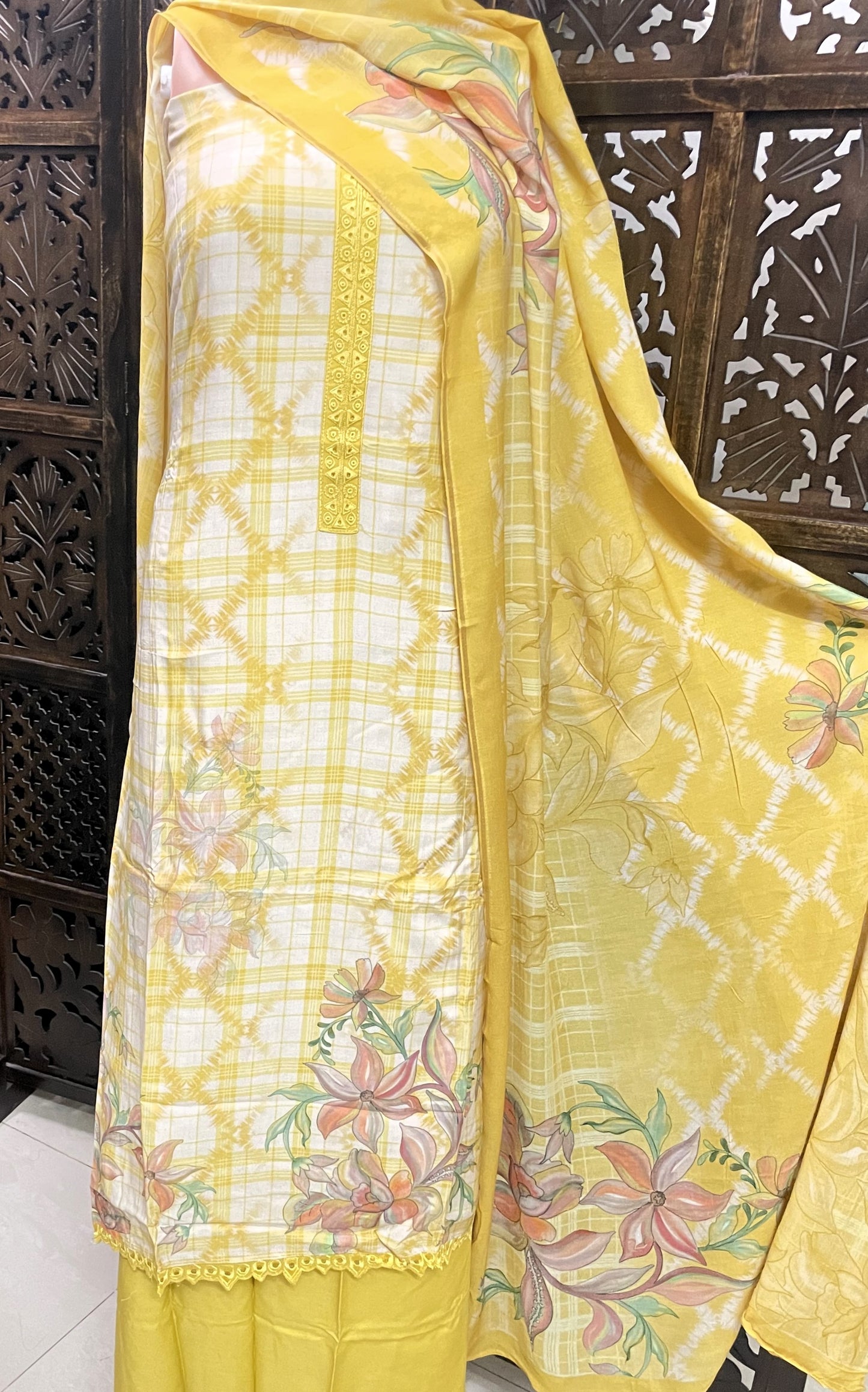 Printed Pure Muslin Unstitched Suit