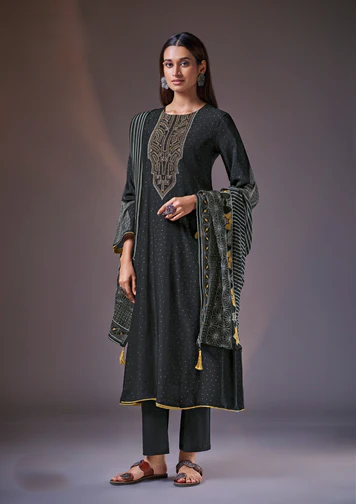 Printed Daisy Silk Suit with Embroidered Dupatta